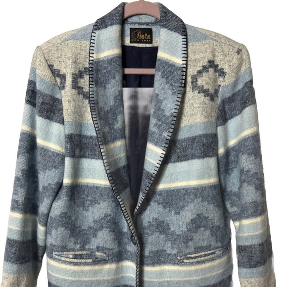 David Paul New York Women’s Size Medium Blue White Aztec Pattern Blazer Top - Picture 1 of 11